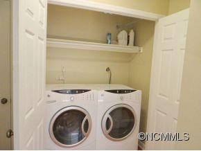 223 Cheyenne Court - Photo 14