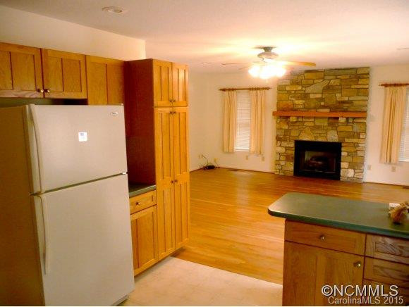 15 Carol Lane - Photo 6
