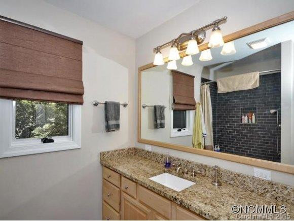 5 EASTWOOD RD - Photo 18
