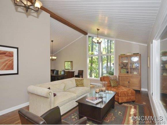 5 EASTWOOD RD - Photo 3