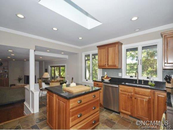 5 EASTWOOD RD - Photo 6