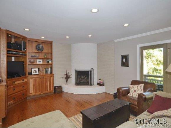 5 EASTWOOD RD - Photo 9
