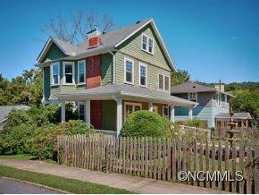 36 ANNANDALE