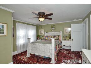 54 Midland Drive - Photo 18