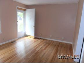 63 Trowbridge Lane - Photo 3