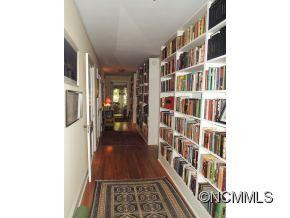  - Photo 13