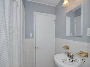 120 ARTHUR RD - Photo 9