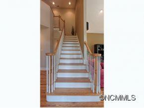 7 BIRKDALE DR. - Photo 5