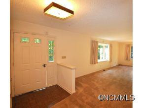 186 Haywood Knolls Drive - Photo 2