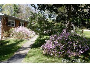 154 Oak Terrace - Photo 2