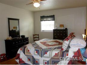 154 Oak Terrace - Photo 11