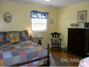 154 Oak Terrace - Photo 14