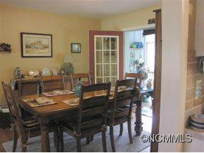154 Oak Terrace - Photo 6
