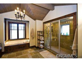 185 North Club Blvd - Photo 9