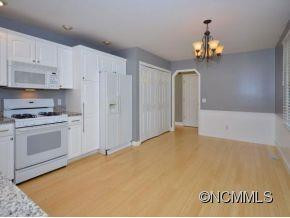 29 EDEN GLEN ROAD - Photo 8