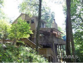 141 Oakridge Court (702)