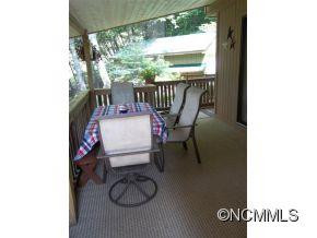 141 Oakridge Court (702) - Photo 10