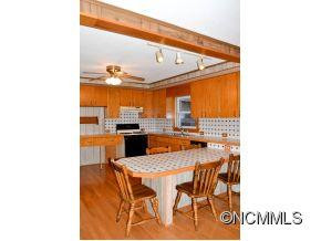 5110 Old Linville Road - Photo 9