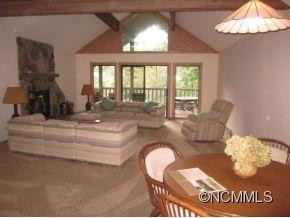 105 River Park Villas - Photo 2