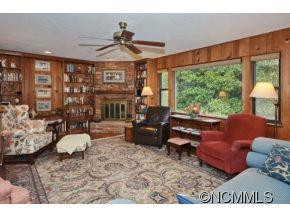 32 Locust Lane - Photo 2