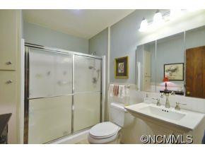 32 Locust Lane - Photo 6