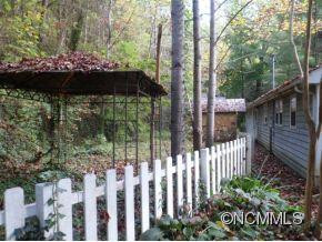 306 Fred Sutton Rd - Photo 2