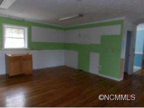 2649 Bobs Creek Road - Photo 4