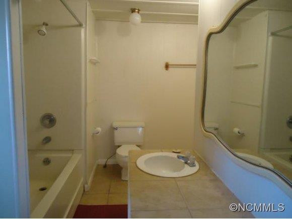 712 HOYLES ORCHARD RD - Photo 7
