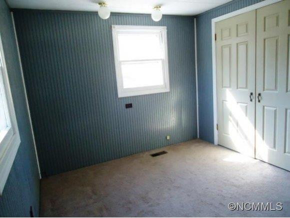 712 HOYLES ORCHARD RD - Photo 10