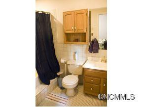 4 Chadwick Wade Dr - Photo 16