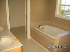  - Photo 2