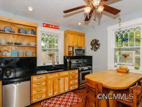83 Furman Ave - Photo 8