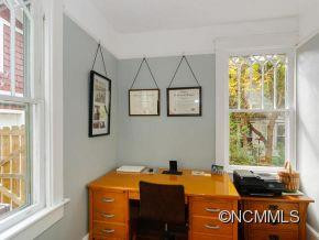 83 Furman Ave - Photo 10
