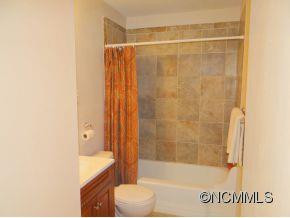 66 Larchmont Road - Photo 12