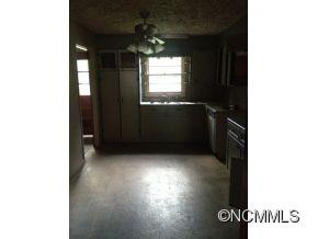 2310 Lake Logan Rd - Photo 7
