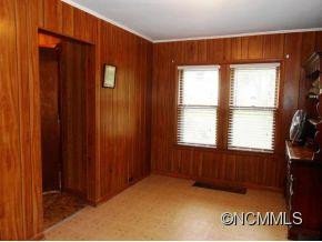 21 MCPHERSON STREET - Photo 4