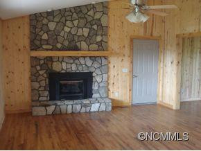 92 COMFORT PLACE - Photo 6