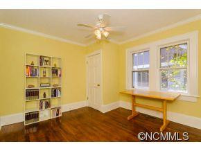 32 Fenner Avenue - Photo 12