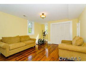 32 Fenner Avenue - Photo 16