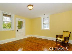 32 Fenner Avenue - Photo 17