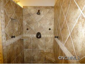 628 VISTA FALLS ROAD - Photo 18