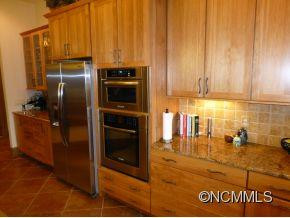 628 VISTA FALLS ROAD - Photo 9