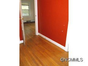  - Photo 11
