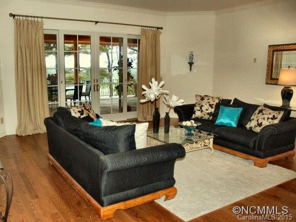 205 Pineholt Lane - Photo 5
