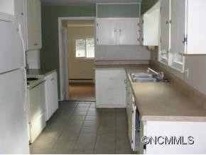 300 SCHOOL ROAD EAST - Photo 3