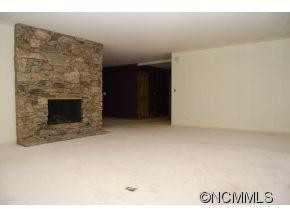231 Estate Dr - Photo 3