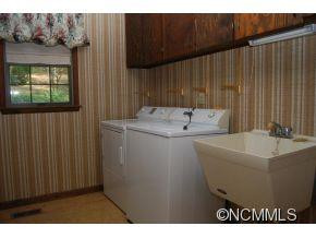 231 Estate Dr - Photo 6