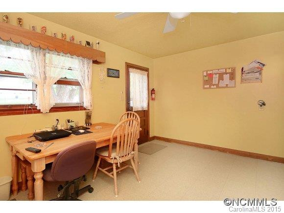 160 Rumbough Place - Photo 6