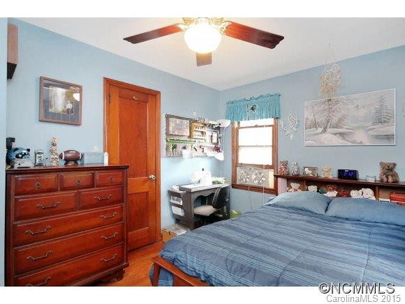 160 Rumbough Place - Photo 8