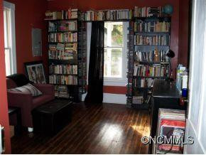 536 N Trade - Photo 10